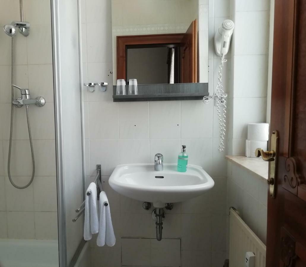 Hotel Five Seasons Фюрт Экстерьер фото